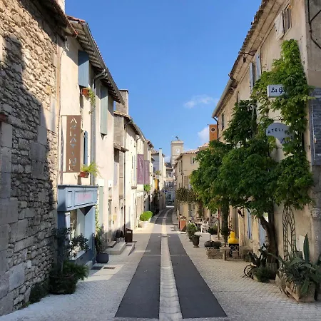Alojamento de Acomodação e Pequeno-almoço Le Sommeil Des Fees Saint-Rémy-de-Provence